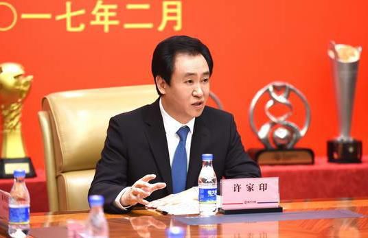 男人和女人在床上的app